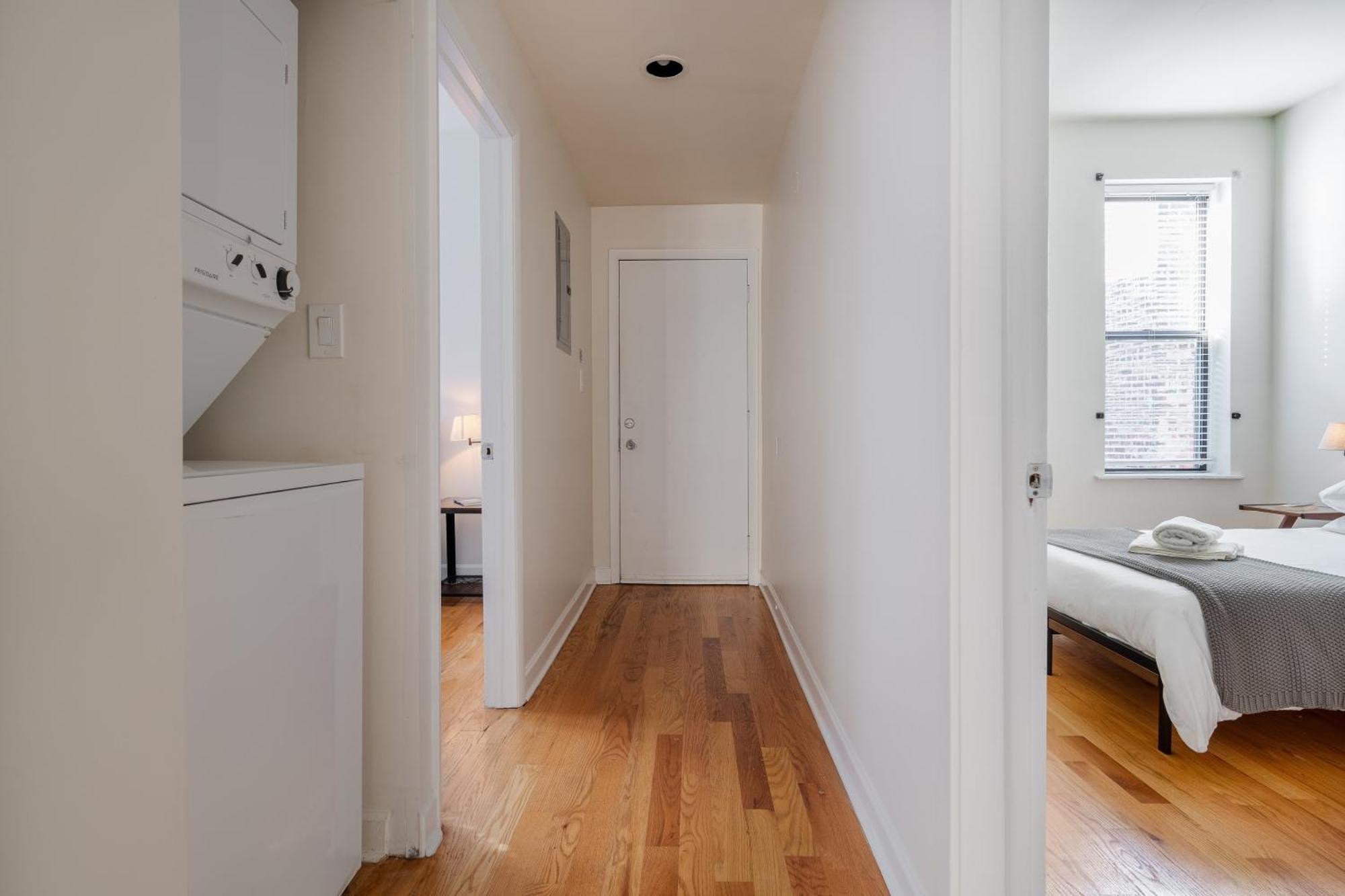 Ukrainian Village 3Br Apartment