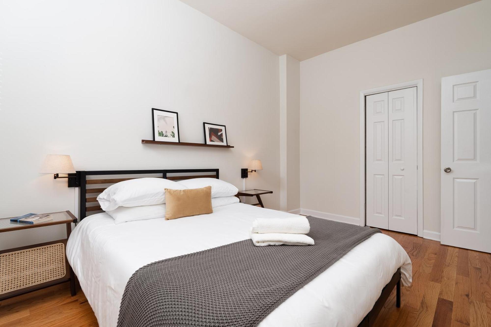 Apartment Ukrainian Village 3Br Apartment Chicago